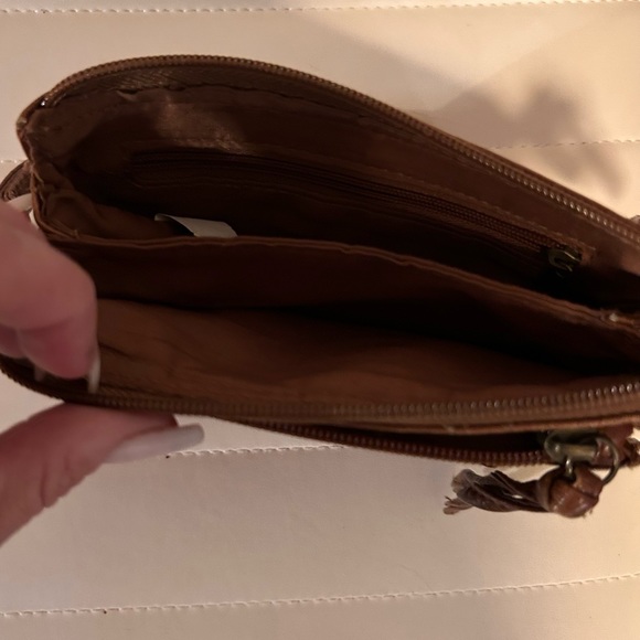 Small leather brown wallet/clutch - Picture 3 of 7